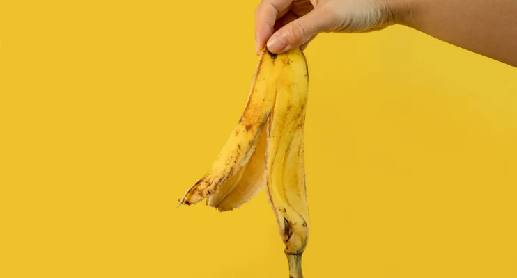 Joga fora as cascas de banana? Nem imagina o que pode fazer com elas