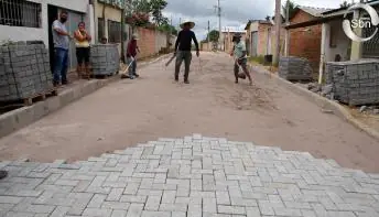 Implementação de pavimentação e meios fios no bairro Bela Vista em Braço do Rio ES