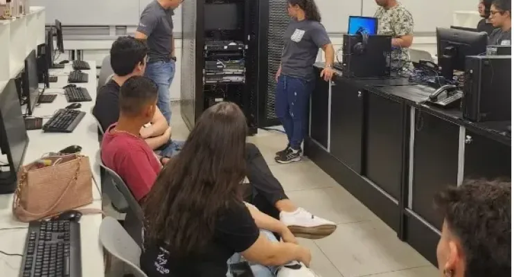  Inscrições abertas para 540 vagas em cursos técnicos gratuitos para estudantes; saiba como participar