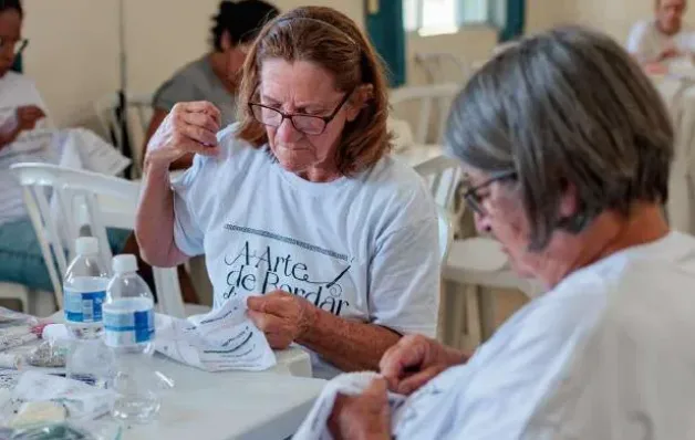 Inscrições abertas para o projeto “A Arte de Bordar pelo Brasil” com formação gratuita e auxílio financeiro