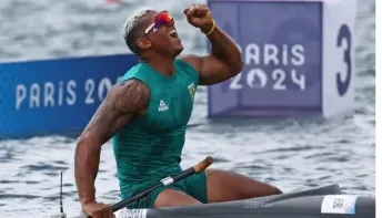 Isaquias dispara no fim, fica com a prata e leva sua 5ª medalha olímpica