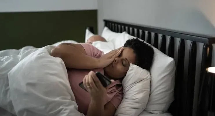 Já acorda cansada? 5 hábitos que vão te ajudar, segundo médico