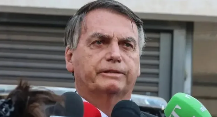  Jair  Bolsonaro pede a Moraes a devolução de seu passaporte