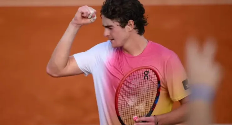 João Fonseca bate Cerúndolo e se torna o brasileiro mais jovem a conquistar um ATP