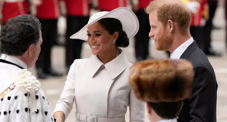 Jubileu da rainha Elizabeth 2ª: como Harry e Meghan foram recebidos em celebração após polêmicas
