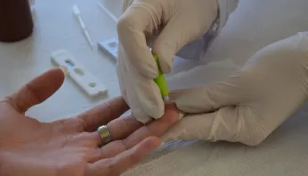 Julho Amarelo: Linhares reforça prevenção às hepatites virais com testes rápidos gratuitos nas UBS´s