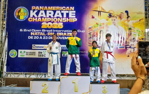 Karateca linharense Erick Melo é campeão pan-americano e traz duas medalhas para Linhares