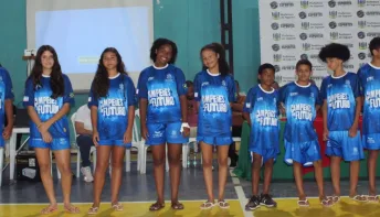 Kits do programa Campeões do Futuro são entregues em Jaguaré