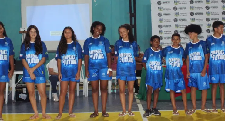 Kits do programa Campeões do Futuro são entregues em Jaguaré