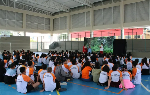  Kombiteca leva peça “Era Uma Vez” para escolas de Jaguaré