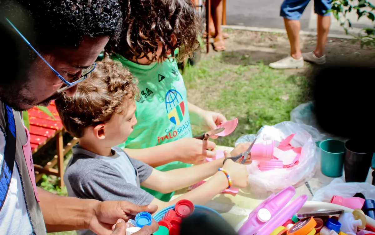 Laboratório de reciclagem criativa inaugura programa educativo com ...