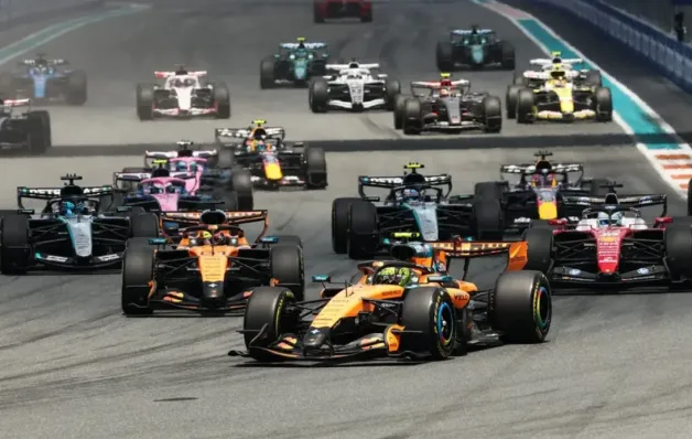 Lando Norris volta ao topo da F1 e conquista sprint do GP de Miami