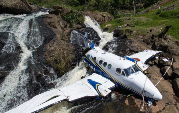 Laudo aponta 'avaliação inadequada' do piloto em acidente que matou Marília Mendonça