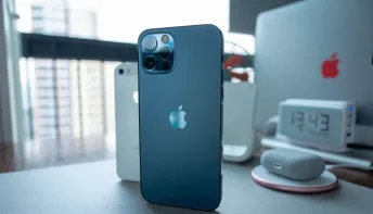 Leilão da Receita tem iPhones 14 Pro Max por R$ 800 e lote com R$ 2 milhões em relógios