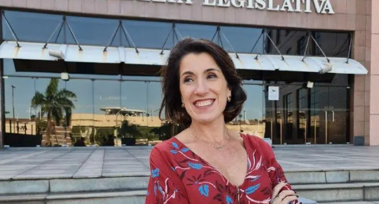 Lenise Loureiro é pré-candidata a deputada estadual
