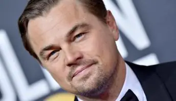 Leonardo DiCaprio pede a jovens brasileiros que tirem título de eleitor