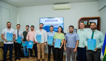 Linhares explora as oportunidades do programa ES Inteligente
