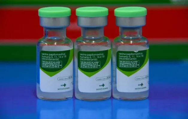 Linhares reforça vacinação contra HPV para crianças e adolescentes de 9 a 14 anos