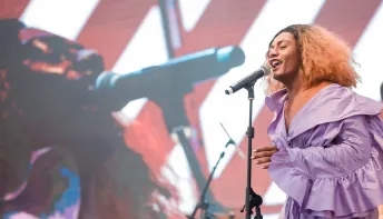 Liniker se manifesta após ser chamada de arrogante