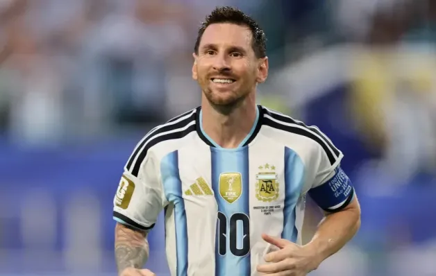 Lionel Messi se aposenta da seleção argentina