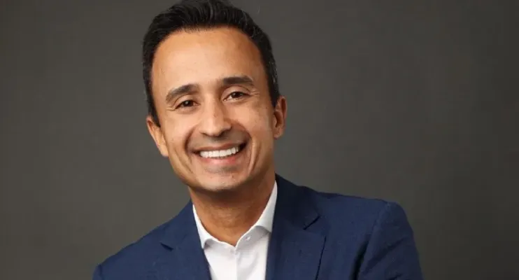 Lucas Scaramussa anuncia pré-candidatura à prefeitura de Linhares