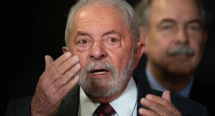 Lula: 'acho que é a 1ª vez que um presidente começa a governar antes da posse'