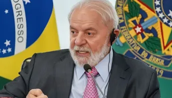 Lula assina taxação de compras de até  US$ 50 do exterior