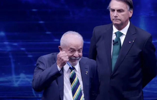 Lula: Cabe a Bolsonaro reconhecer derrota e se preparar para concorrer outra vez