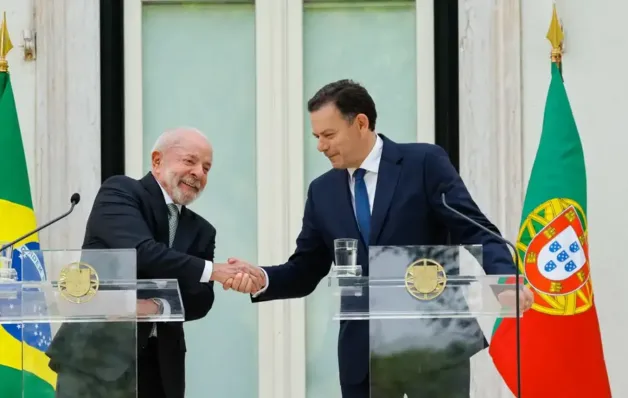 Lula defende que empresas brasileiras atuem em Portugal