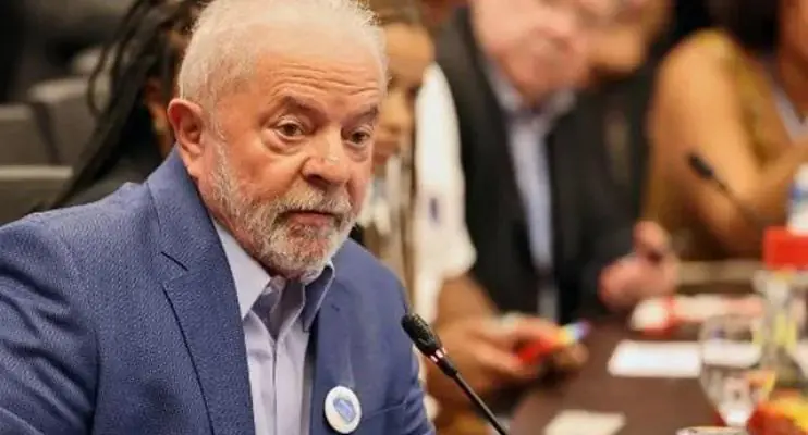 Lula diz que não adianta falar em responsabilidade fiscal sem pensar em responsabilidade social
