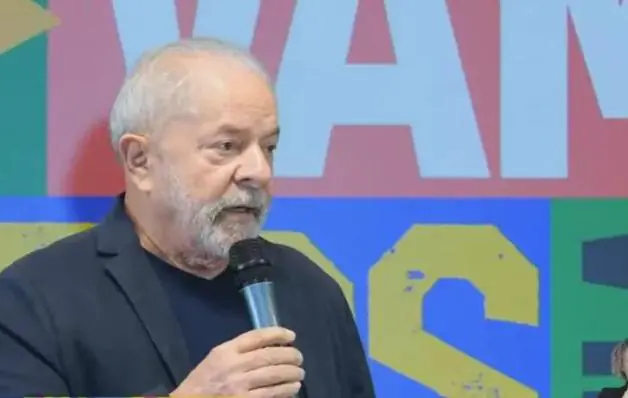 Lula diz que, se eleito, revogará decretos sob sigilo de 100 anos no 1º dia de governo