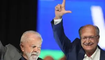 Lula escolhe Alckmin para coordenar a equipe de transição de governo