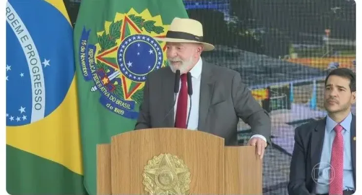 Lula sanciona com vetos a primeira lei que regula a reforma tributária