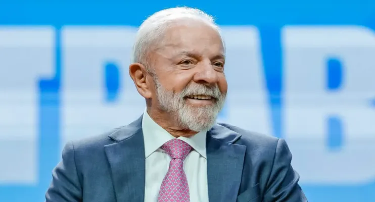Lula sanciona lei que amplia licença-paternidade para 20 dias
