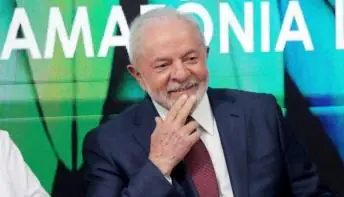 Lula volta a Brasília hoje para definir os 16 últimos ministros da equipe