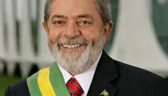 Maioria da população  brasileira renega Bolsonaro, e Lula volta a presidência do Brasil