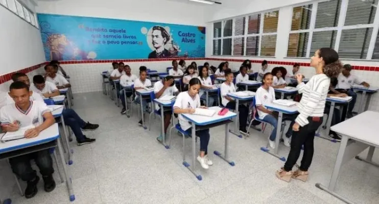 Mais 107 professores classificados para atuarem na Educação Profissional são convocados pelo Governo do Estado