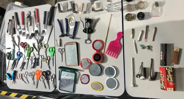 Mais de 100 objetos são apreendidos no Pôr do Som na Barra