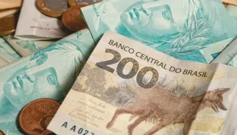 Mais de R$ 9 bilhões ainda aguardam resgate em bancos, diz Banco Central