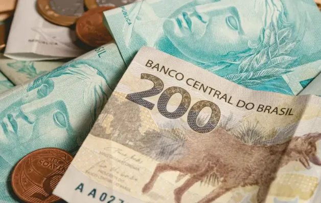 Mais de R$ 9 bilhões ainda aguardam resgate em bancos, diz Banco Central