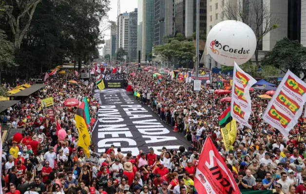 Manifestantes vão às ruas em 23 capitais contra a PEC da Blindagem e anistia