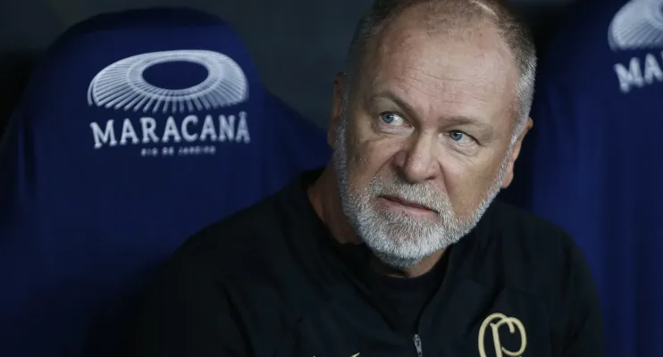 Mano se reúne com novo diretor, e Corinthians espera cinco ou seis reforços