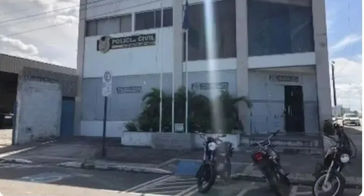 Marido é morto por amante da esposa ao flagrar traição