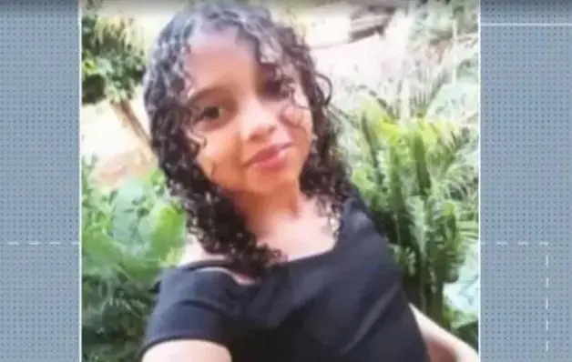 Menina de 12 anos morre após ingerir chá de ervas; criança estaria grávida 