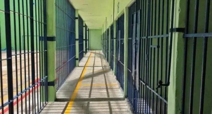 Menina de 6 anos filma o próprio estupro, e tio-avô é preso em flagrante 