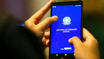 Mercado de trabalho formal cresce 3,6%; serviço público puxa alta