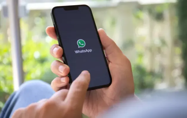 Meta lança recurso de tradução em tempo real no WhatsApp