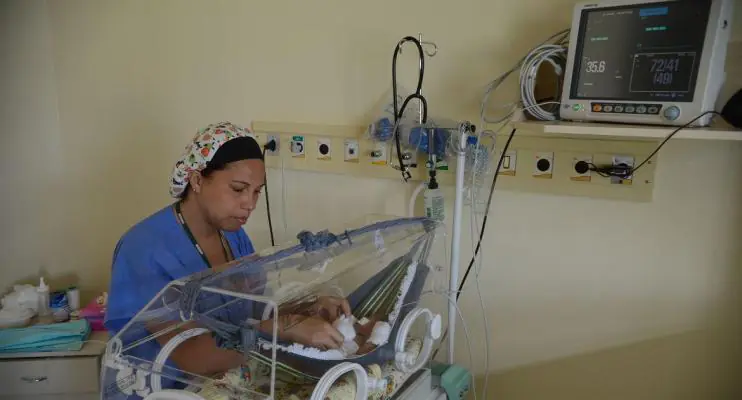 Ministério da Saúde lança guia para médicos sobre gestantes e bebês