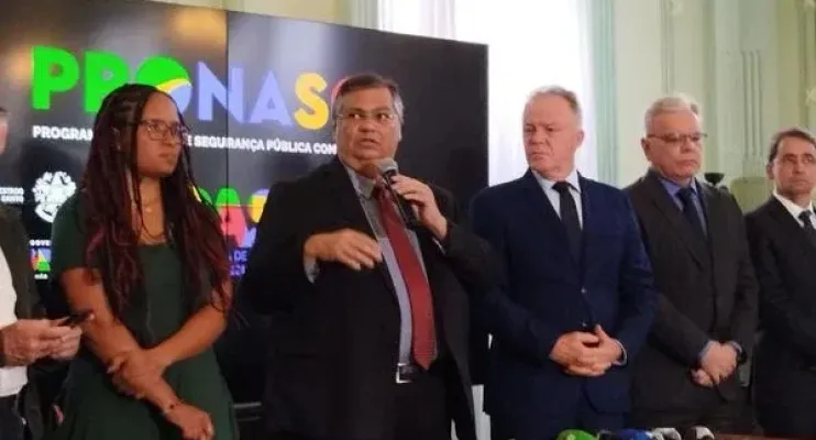 Ministro da Justiça Dino, anuncia grupo especial no ES para combate a facções criminosas