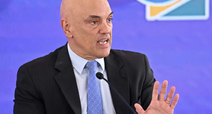 Moraes determina que Meta entregue vídeo apagado por Bolsonaro com mentiras sobre urnas